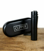 Metall Clipper in schwarz mit Aufbewahrungsdose