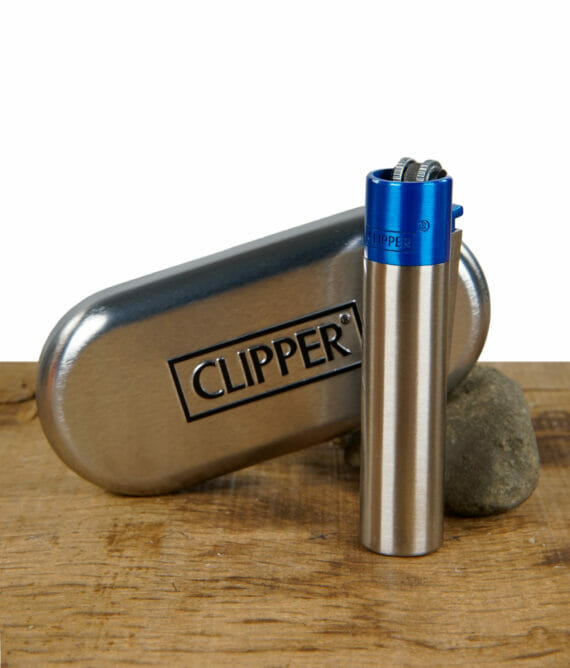 Metall Clipper in Silber mit Blauer Kappe und silberner Aufbewahrungsdose
