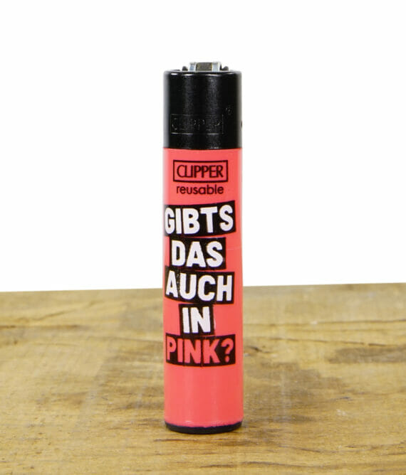 Ein pinkes Clipper Feuerzeug mit der Aufschrift Gibts Das Auch in Pink?
