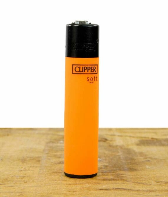 Clipper-Feuerzeug-Soft-Touch-3-orange