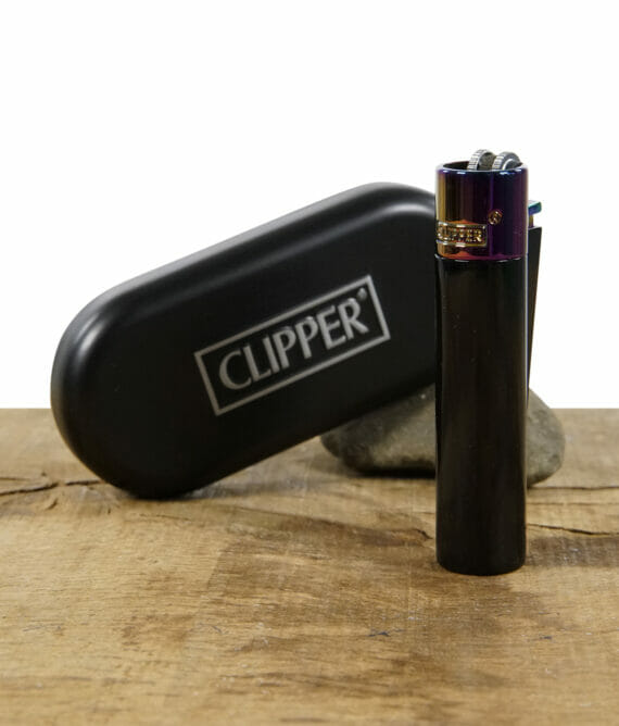 Metall Clipper in schwarz mit icy Cap und schwarzer Aufbewahrungsdose