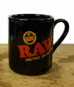 raw-black-kaffe-tasse