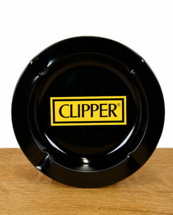 Metallaschenbecher mit 4 Einkerbungen und Clipper Logo in schwarz