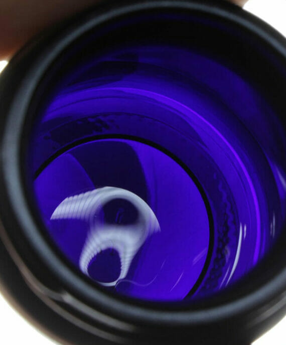 Weithalsdose aus Violettglas 150ml von Innen