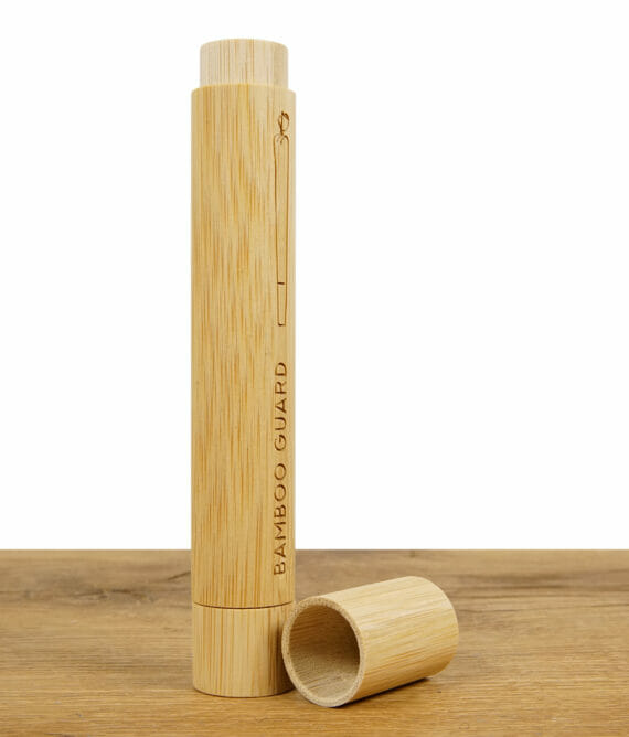 WOODZL-bamboo-guard joint- case- aus-Bambus-mit-Extrafach-geöffnet