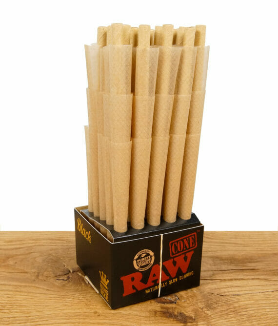 RAW Black Classic Cones King Size 75er Pack