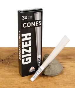 GIZEH-Black-Papercone-mit-Tip-1.jpg