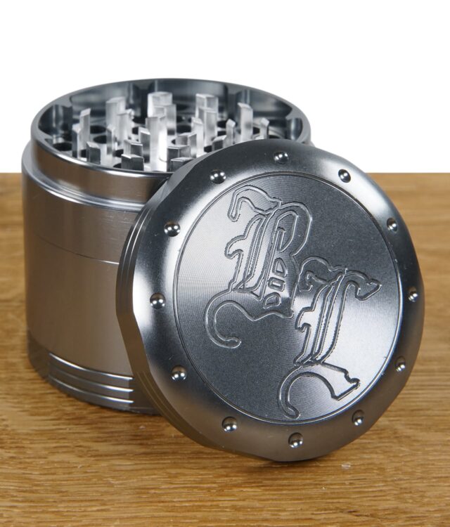 black-leaf-grinder-deep-engraving-4tlg-grau.jpg