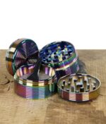 black-leaf-grinder-metall-39mm-durchmesser-4tlg-oelfarbe-3.jpg