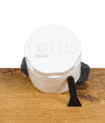 black-leaf-lotus-grinder-weiss-1.gif