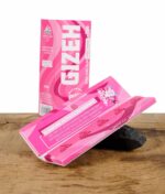 gizeh-pink-paper-geoeffnet.jpg