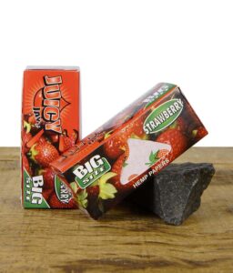 juicy-jays-rolls-strawberry-big-size-5m.jpg