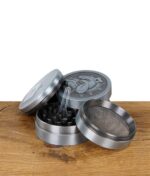 the-bulldog-grinder-silber-2.jpg