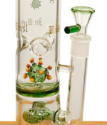 Black Leaf Haze Invaders Zylinderbong Ice Nahaufnahme der Perkolatoren