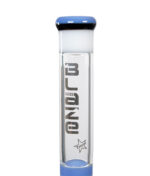 Mundstück der Blaze Beakerbong 7mm mit Farbverlauf und klarem Logo, weiße und blaue Glasakzente