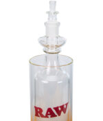 Glasbehälter des RAW Gravity Cone mit markantem RAW-Logo, hochauflösend, auf weißem Hintergrund.