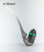 Schwarzer Verdampfer mit Gandalf Pfeife, auch Wizard Glass, genannt. Gezeigt ist der Puffco New Proxy mit der überschrift "The wizard"