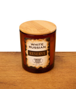 Smoke Odor Exterminator Duftkerze "White Russian" aus der Reserve Collection im 9oz Braunglas mit hochwertigem Echtholz-Deckel.