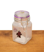 Quadratisches 280ml Juicy Jay’s Vorratsglas mit "Bull Shit"-Stier-Motiv, lila Dichtungsring und luftdichtem Bügelverschluss.
