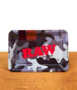 RAW Metall Rolling Tray Camo Edition – große, rutschfeste Unterlage zum Drehen