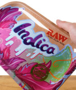 RAW Indica Rolling Tray von nahem
