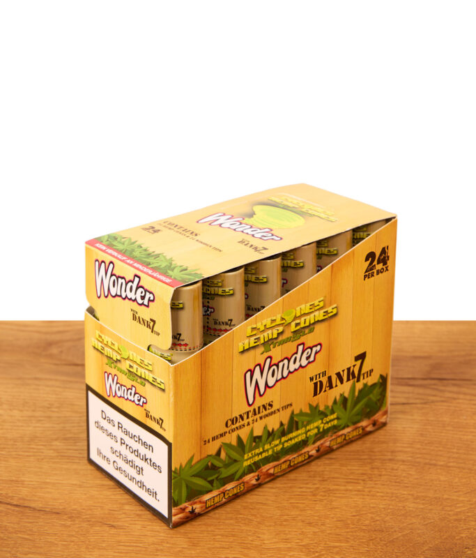 Verschlossene Display-Verpackung der Cyclones Hemp Cones Wonder für 24 Hanf-Cones auf Holzuntergrund.